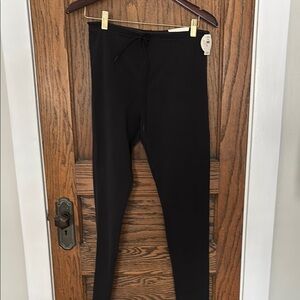 Offline by Aerie Black Leggings SZ L NWT
